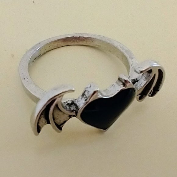 Gothic Black Soul Ring Size 6.75 - Picture 3 of 8